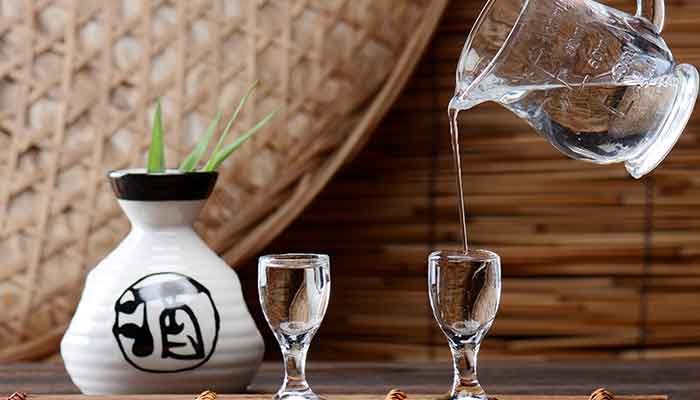 固態法白酒是勾兌酒嗎_固態白酒勾兌法酒是什么_固態法白酒勾兌