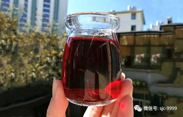 泡桑葚酒的做法配方_泡桑葚酒功效與作用_泡桑葚酒的步驟