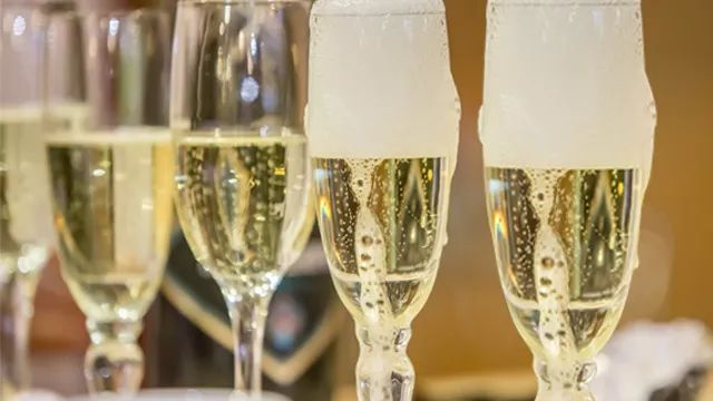 起泡酒和香檳的區別，千萬別鬧笑話了