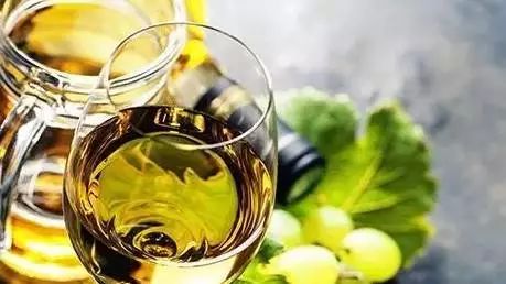 堿性酒_酒是酸性還是堿性_堿性酒和酸性酒