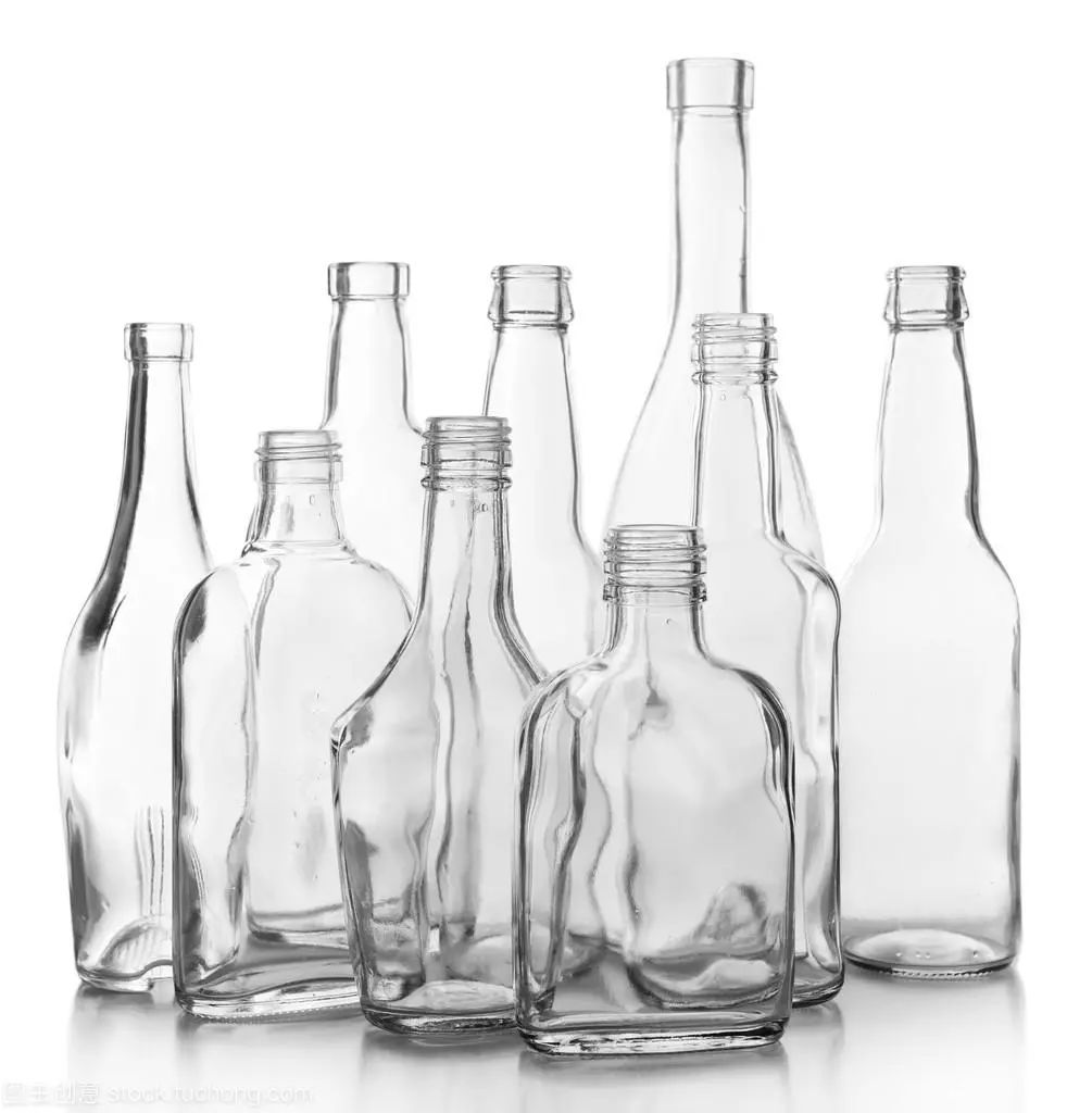 同是光瓶酒，李渡標價上千被追捧，汾酒新品