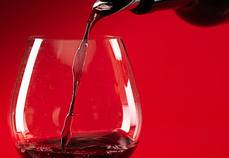 一瓶紅酒多少毫升_紅酒毫升數_紅酒一毫升等于多少克水