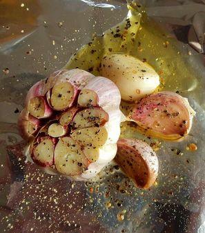 大蒜泡酒對男人好處多多，功效多多，記得給身邊人泡一點！