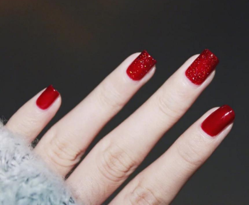 美甲酒紅色_美甲酒紅色怎么調(diào)出來(lái)的_酒紅色美甲款式